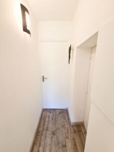 Fotografia z galérie ubytovania Élégante suite à deux pas de la Cité Épiscopale d'Albi v destinácii Albi