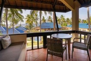 Rõdu või terrass majutusasutuses Sundancer Residences and Villas Lombok
