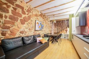 A kitchen or kitchenette at Casa Roja