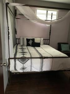 Ένα ή περισσότερα κρεβάτια σε δωμάτιο στο 1 BR, Dorado beach apartment 20% monthly discount +16 φωτογραφίες