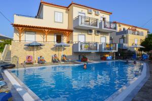 Gallery image of VIRGINIA STUDIOS in Anaxos