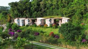 O edifício em que o apartamento se localiza