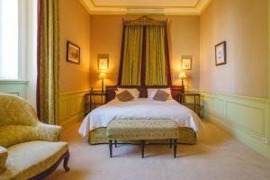 Château La Comtesse de Loire & Spa客房内的一张或多张床位