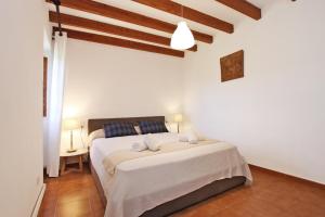 Posteľ alebo postele v izbe v ubytovaní Villa Son Guinyol by Slow Villas