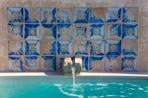 Bazén v ubytovaní El Escondite del Agua alebo v jeho blízkosti