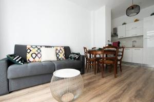 Kuchyňa alebo kuchynka v ubytovaní HSH Traversière-Boulogne-Billancourt I Appartement 4P + 19 fotografií