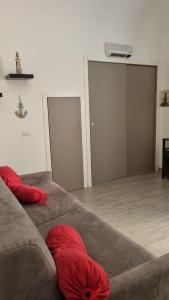 A seating area at La piccola Perla