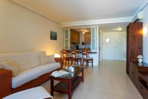 Część wypoczynkowa w obiekcie M&R Apartamento - Swimming Pool - Garage - AC