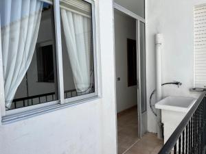 Fotografie z fotogalerie ubytování Apartamento LB, vistas a la ría v destinaci Raxo
