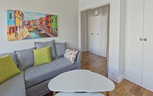 Zdjęcie z galerii obiektu Appartement pour 4 pers Quartier Alesia by Weekome w Paryżu