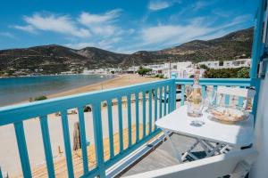 Gallery image of Loukas and Margarita's house in Platis Yialos Sifnos