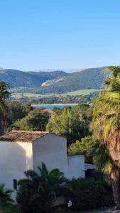 Fotografia z galérie ubytovania Mini villa Santa Giulia v destinácii Porto-Vecchio