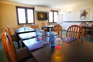 TV a/nebo společenská místnost v ubytování Inter Hotel