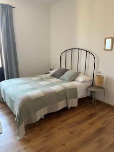Postel nebo postele na pokoji v ubytování Is Scabas Guestrooms