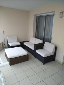Posteľ alebo postele v izbe v ubytovaní Appartement 2 Pièces avec une grande terrasse, 3 étoiles, Wifi, Box pour véhicule et vélos