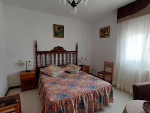 Fotografia z galérie ubytovania Villa en Bord de Mer avec Piscine Privée et Jardin à L'Ametlla de Mar, Costa Dorada - ES-221-1 v destinácii L'Ametlla de Mar + 12 fotografií