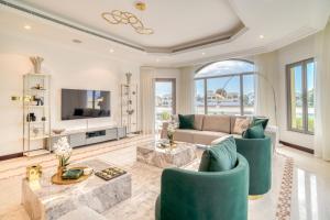 Posezení v ubytování Frond E Villa, Palm Jumeirah - Mint Stay