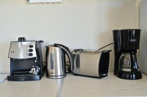 Coffee and tea making facilities at Spiti tou Papa sto Vouno