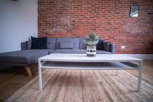 Istumisnurk majutusasutuses Train Station Apartments