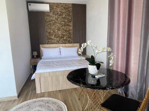 Voodi või voodid majutusasutuse four generation hotel toas