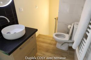 Fotografia z galérie ubytovania Duplex cosy avec terrasse v destinácii Marseille