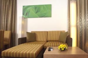 Posezení v ubytování Al Khoory Executive Hotel, Al Wasl