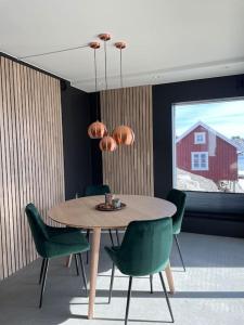 Fotografie z fotogalerie ubytování #Lofoten Leilighet ved sjøen v destinaci Ballstad