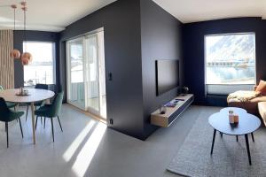 Posezení v ubytování #Lofoten Leilighet ved sjøen