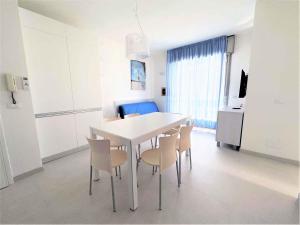 A kitchen or kitchenette at Apartment in Bibione 35830