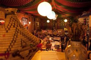 Restoran ili drugo mesto za obedovanje u objektu Camping Auberge Zebra +37 fotografija