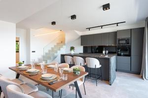 Кухня или мини-кухня в "Villa AnMari" The Cavtat View Residence
