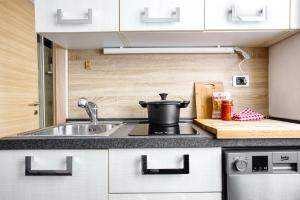 מטבח או מטבחון ב-C Studio - Design Bilo Suite -M3- 8 min dal Duomo
