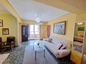 Posezení v ubytování Full equipped and comfortable apartment with WiFi
