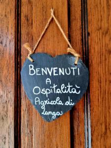 Certyfikat, podpis lub inny dokument wystawiony w obiekcie Ospitalità Agricola di Langa Alloggio Mansardato Vacanze