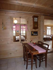 Fotografie z fotogalerie ubytování Hotel Waldrand v destinaci Kiental