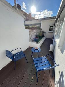 Balkón alebo terasa v ubytovaní Soleil levant - T2 avec terrasse proche Gare