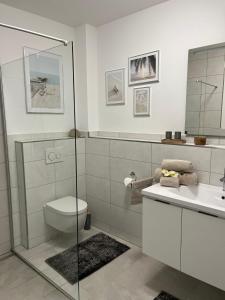 Afbeelding uit fotogalerij van Zollernalbdomizil FeWo3 in Balingen +48 foto's