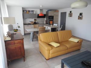 Kuchnia lub aneks kuchenny w obiekcie Appartement en Provence-Lubéron - piscine et calme