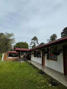 Aed väljaspool majutusasutust finca Encanto