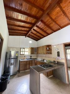 Köök või kööginurk majutusasutuses finca Encanto