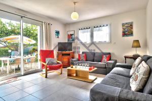 Gallery image of LocaLise - M8B - Ty Katell-Roz - Maison de plain-pied avec un terrain entièrement clos à quelques pas de la plage et du centre - Wifi inclus - Draps inclus - Animaux bienvenus in Tréffiagat