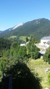 Vue générale sur la montagne ou vue sur la montagne depuis l'appartement