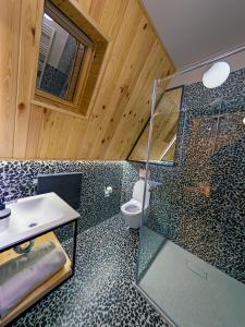 Koupelna v ubytování A-Frame 7 CRESTE
