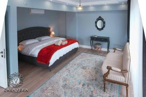 A bed or beds in a room at Casa Vera Sapanca