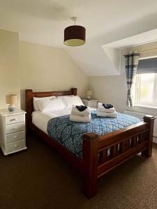 Postel nebo postele na pokoji v ubytování Carrick on Shannon Town House 2 mins from centre