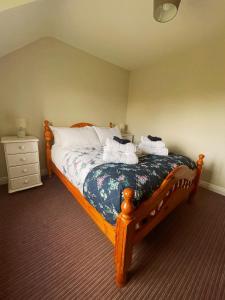 Postel nebo postele na pokoji v ubytování Carrick on Shannon Town House 2 mins from centre