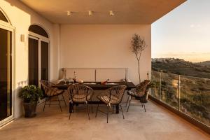 Un balcon sau o terasă la Lighthouse View Apartment