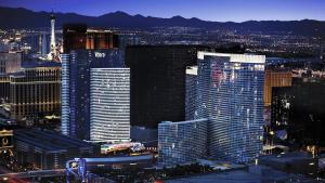 Nespecifikovaný výhled na destinaci Las Vegas nebo výhled na město při pohledu z hotelu