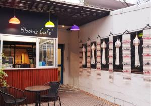 Foto dalla galleria di BLOOMZ HOSTEL a Chiang Mai