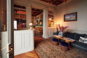 Boutique Hôtel Château Beaupin Restaurant & Wellness的休息区